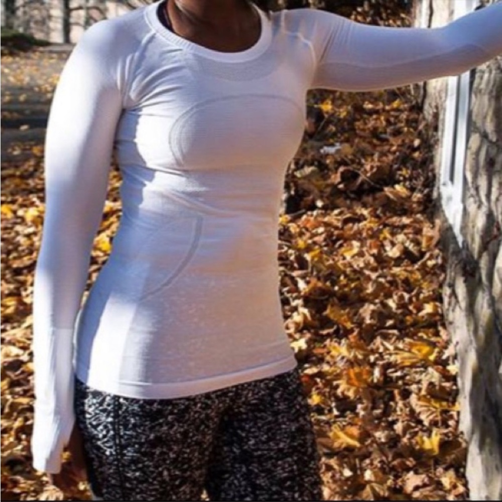 Lululemon Swiftly Tech Long Sleeve Crew